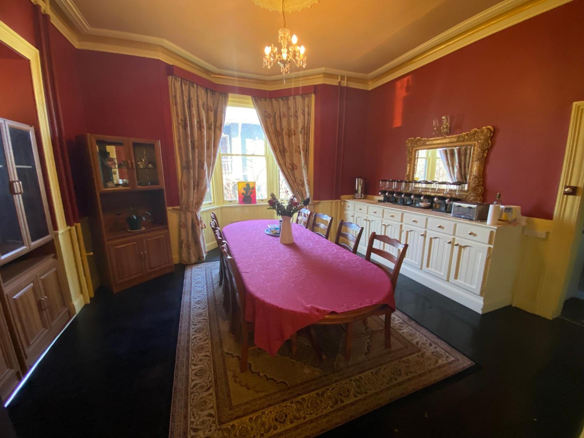 Ellstanmor Guesthouse Кума Екстериор снимка
