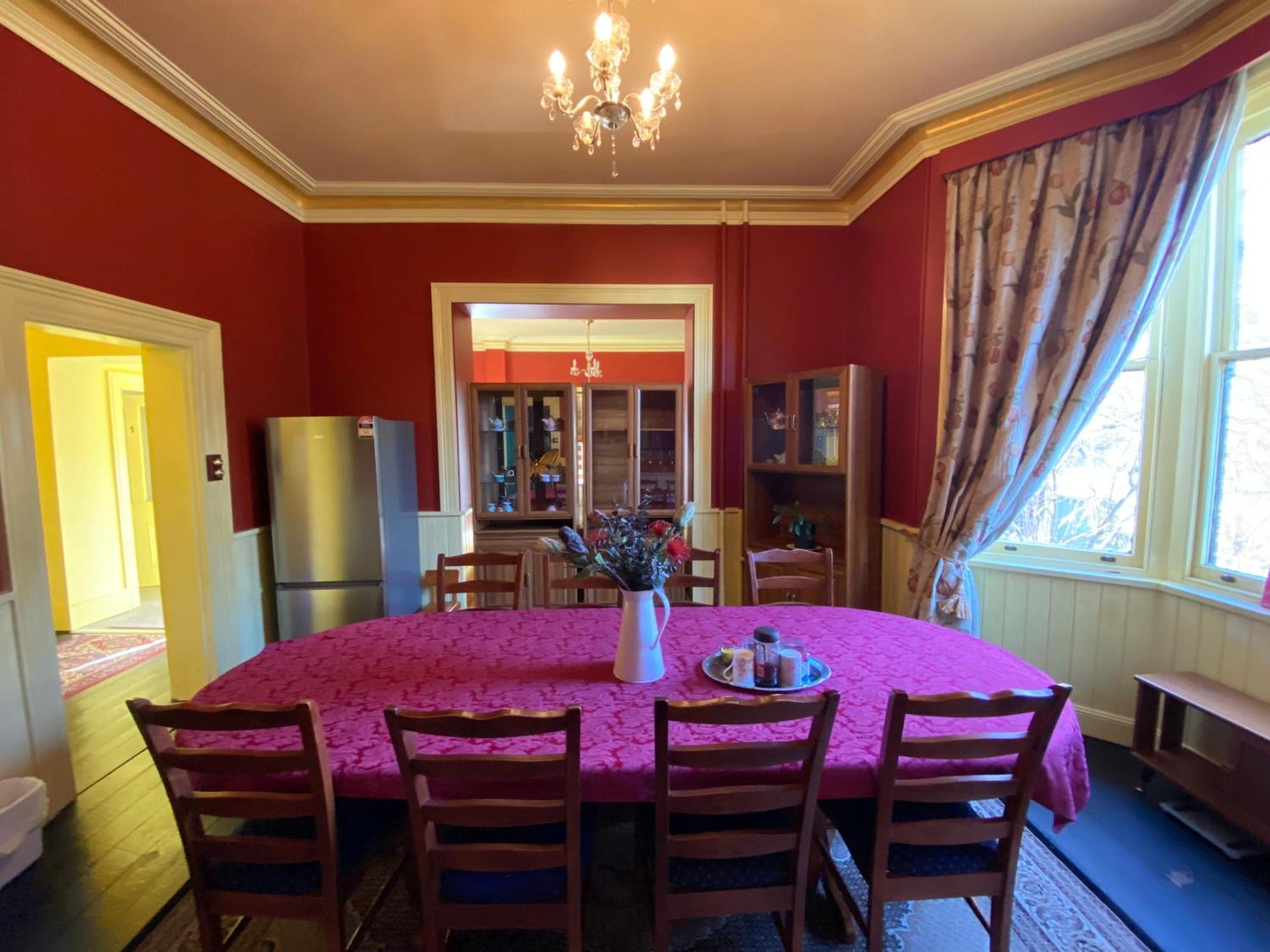 Ellstanmor Guesthouse Кума Екстериор снимка