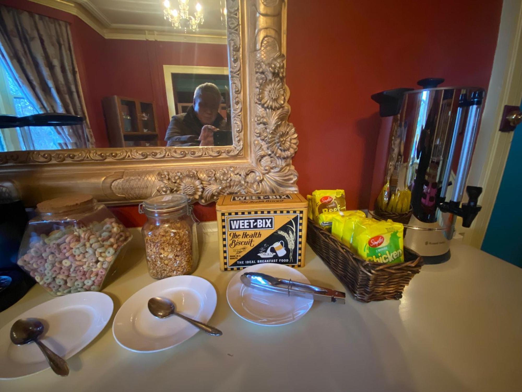 Ellstanmor Guesthouse Кума Екстериор снимка