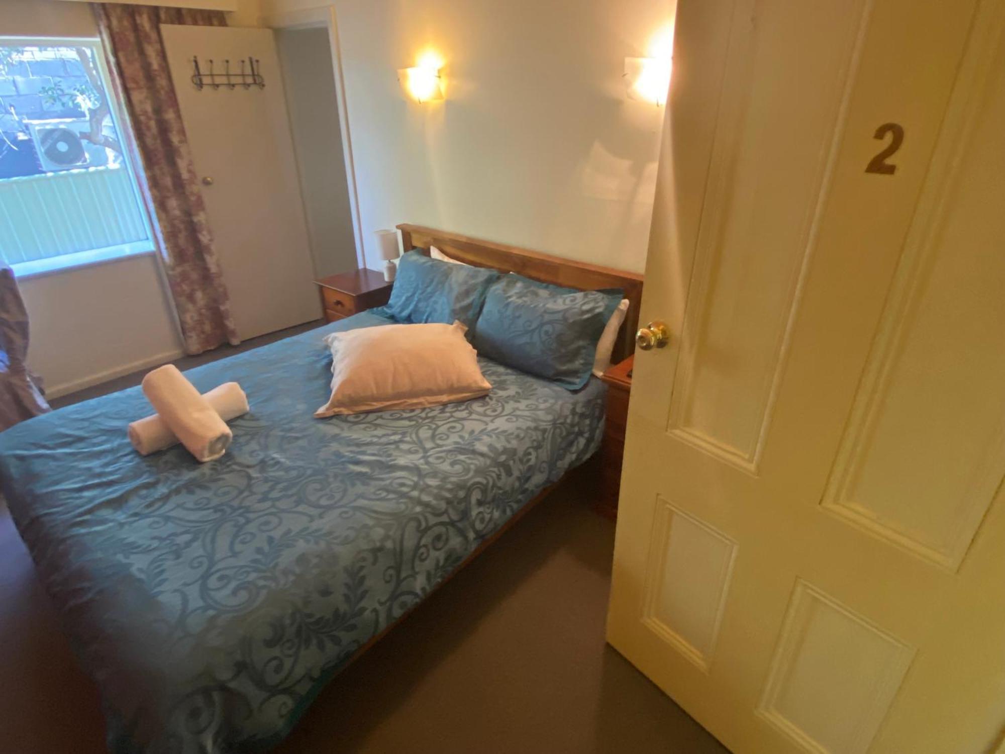 Ellstanmor Guesthouse Кума Екстериор снимка