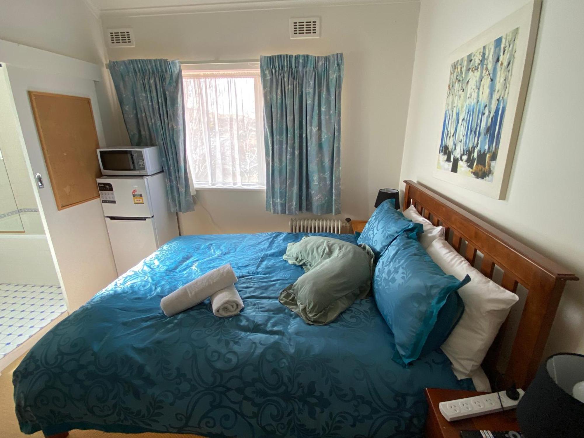 Ellstanmor Guesthouse Кума Екстериор снимка