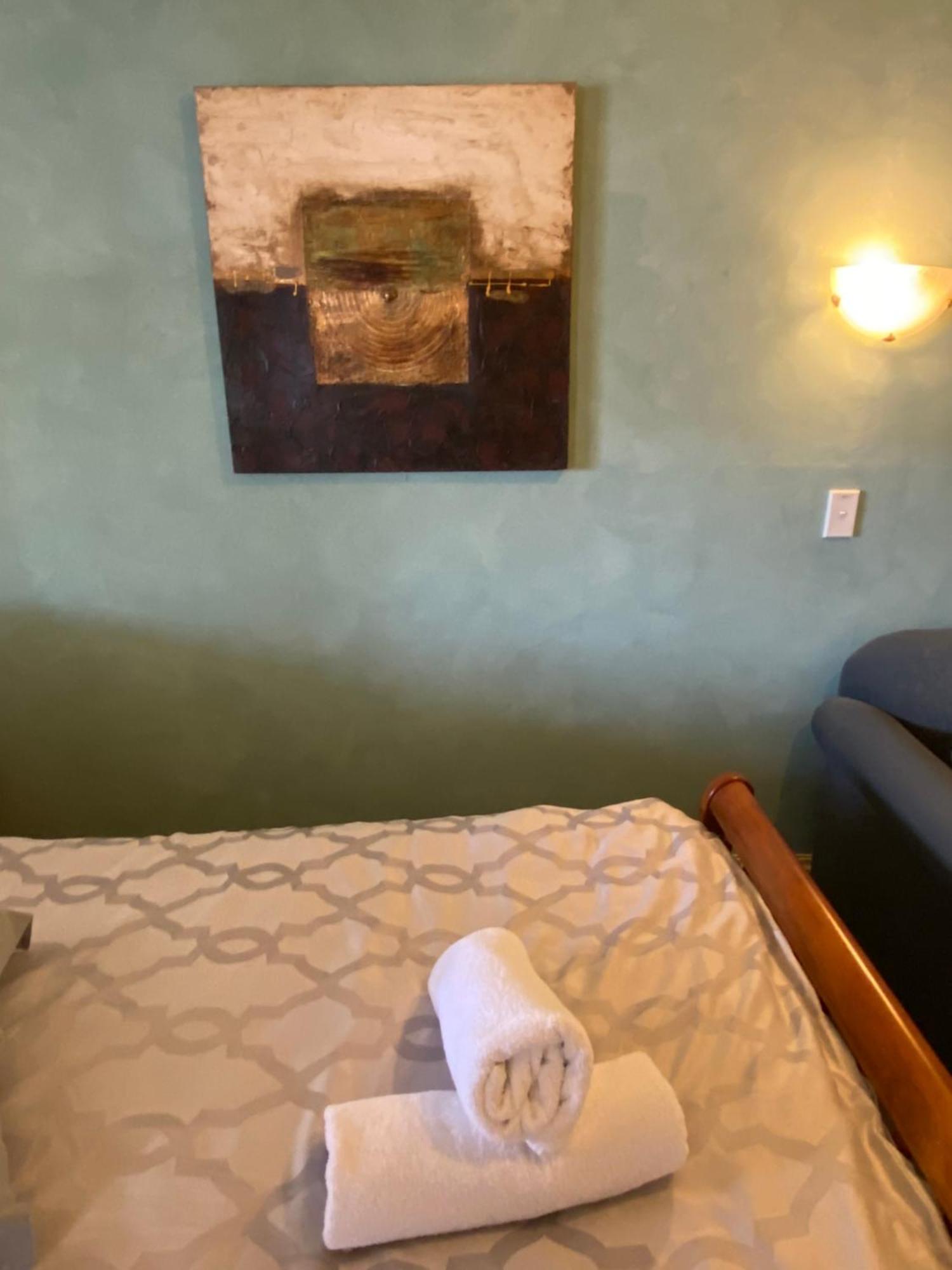 Ellstanmor Guesthouse Кума Екстериор снимка
