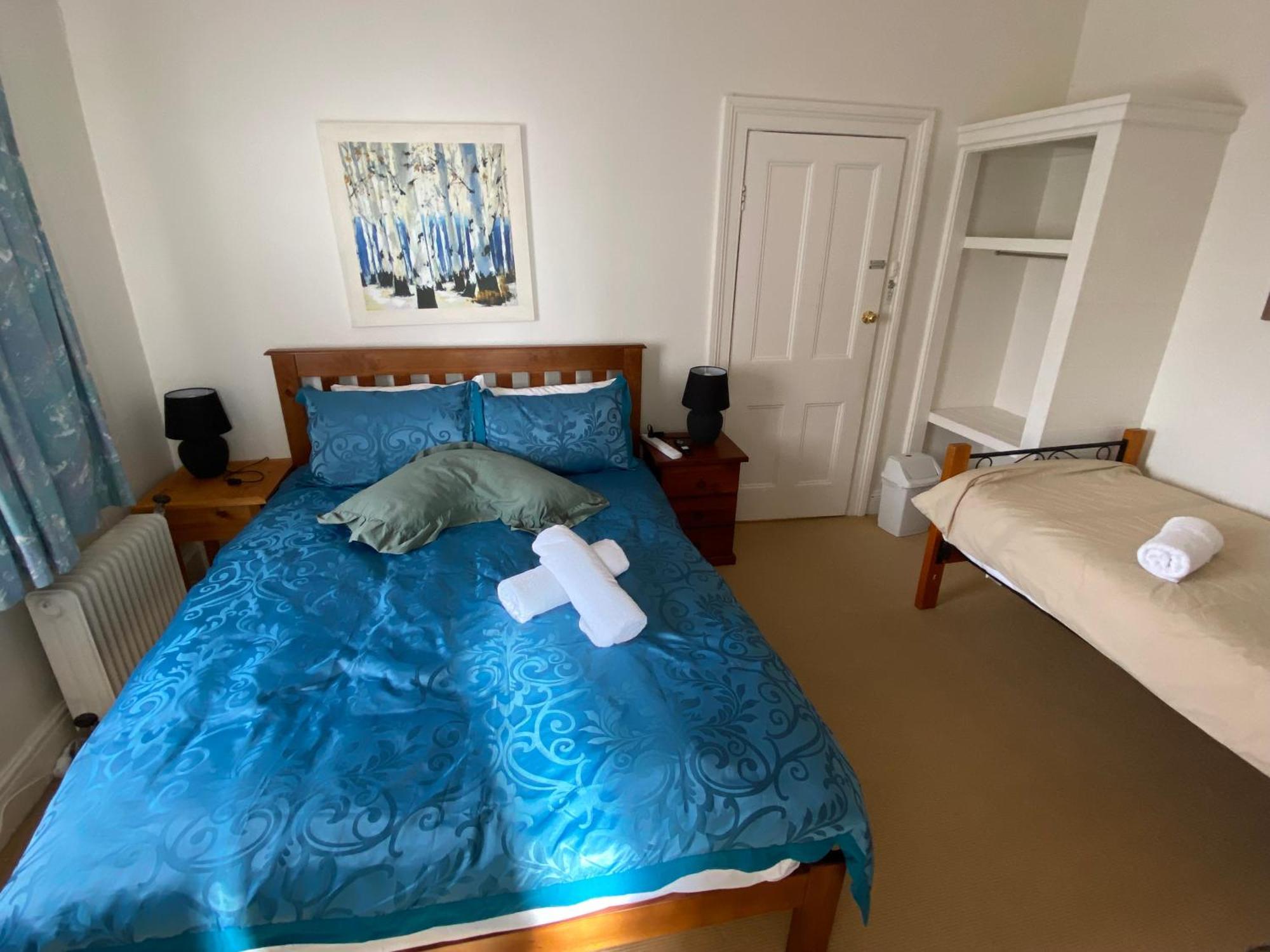Ellstanmor Guesthouse Кума Екстериор снимка