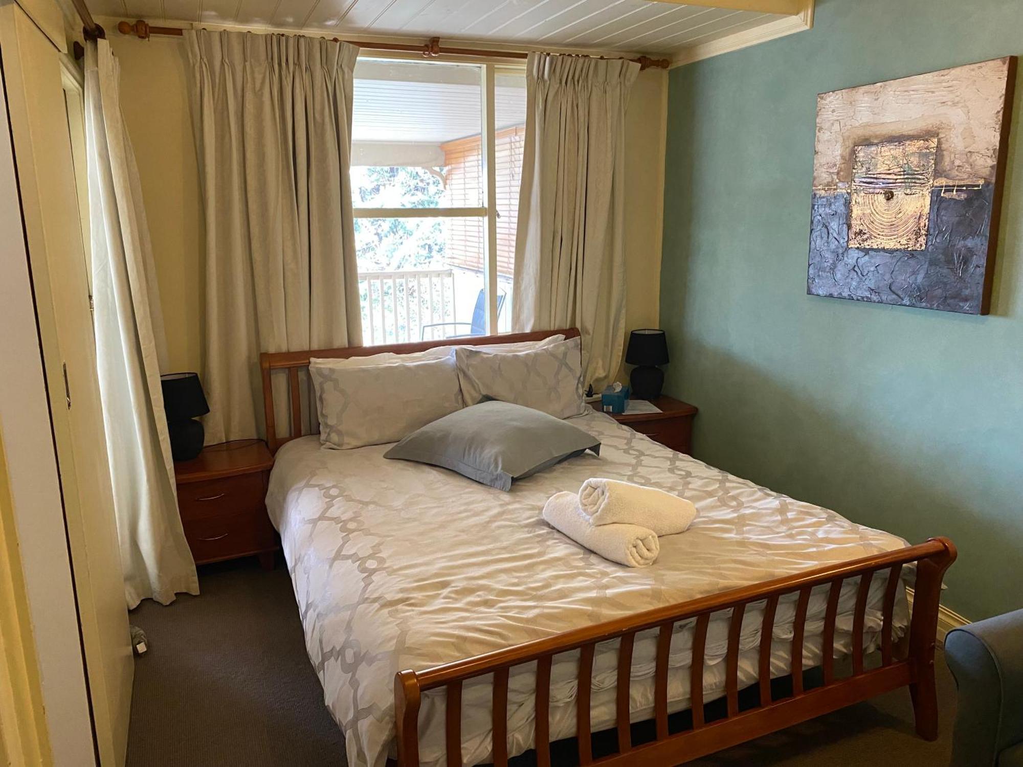 Ellstanmor Guesthouse Кума Екстериор снимка